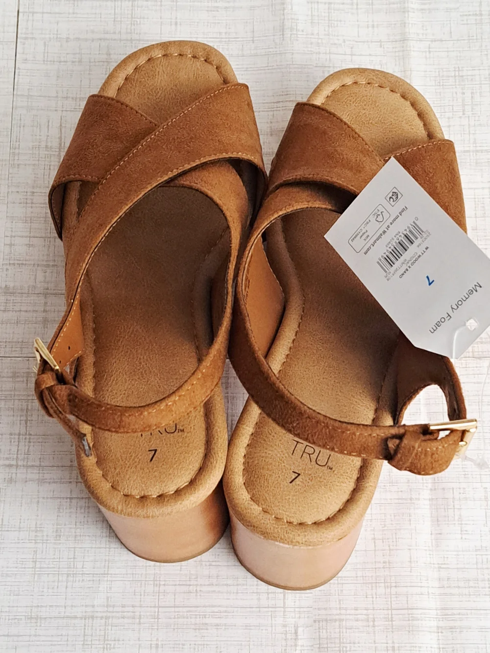 TIME AND TRU Brown Suede Crisscross Block Heels Platform Sandals Shoes